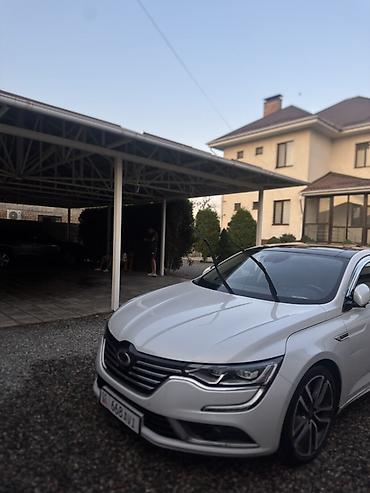 Renault Samsung: Renault Samsung sm6 белый седан бизнес-класса - Кузов: 4-дверный — 1