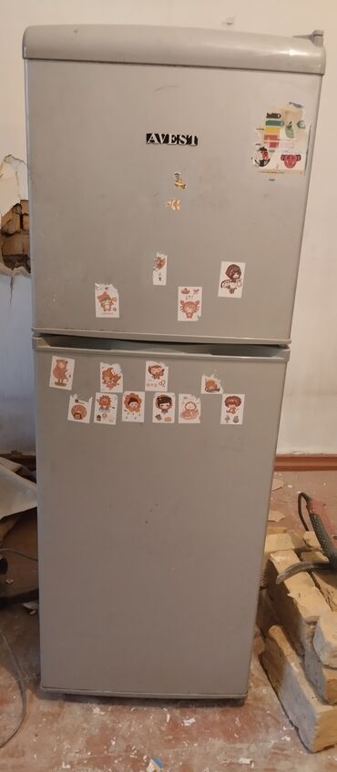 ������������������������ �������������� �� �������������� ��������: Холодильник Avest, Б/у, Двухкамерный, 45 * 135 *