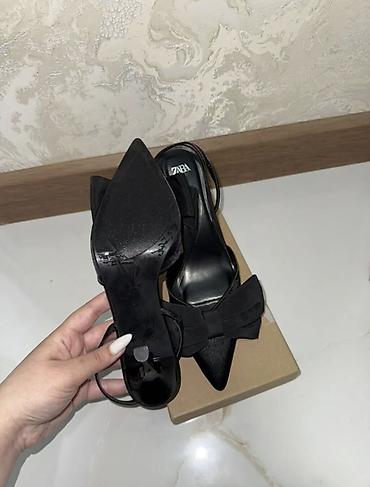 Tuflilər: Tuflilər, Zara, Ölçü: 39, rəng - Qara, Yeni — 4