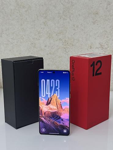OnePlus: OnePlus 12, Б/у, 256 ГБ, цвет - Белый, 2 SIM — 1