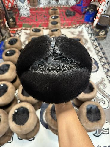 Личные вещи: Кыргыз тебетей Норковая ушанка комбинированная с мехом каракуля 20000с — 3