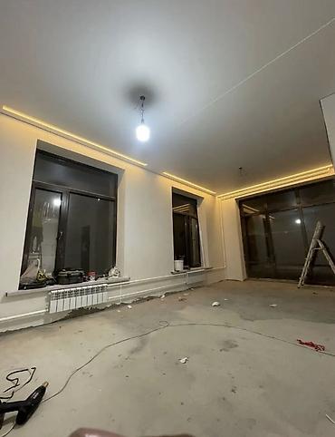 Натяжной потолок: Натяжные потолки с интегрированными световыми линиями - — 19