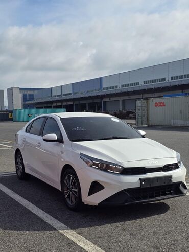 внедорожные шины: Kia K3 белый цвет, через несколько дней прибудет в Бишкек! У машины
