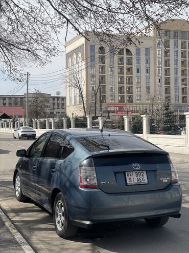 Toyota: Toyota Prius: 2003 г., 1.5 л, Автомат, Гибрид, Хэтчбэк