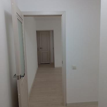 11: 3 комнаты, 58 м², 11 мкр 104 серия, 1 этаж — 2
