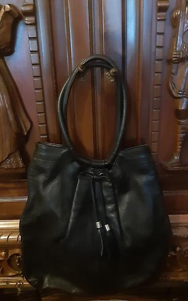 Çiyin çantası, Emporio Armani, Yeni