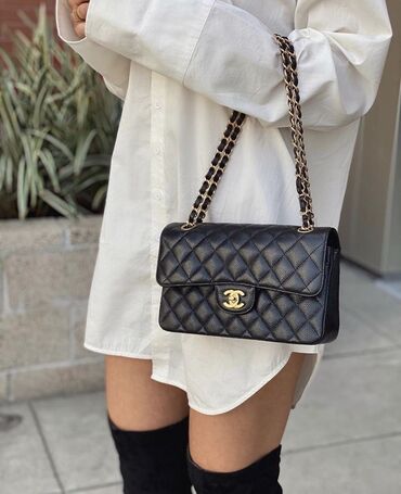 купить сумку шанель оригинал бу: Черная/белая классическая сумка Chanel, с коробкой и документами