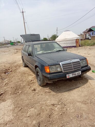кузовные запчасти мерседес 124: Mercedes-Benz W124: 1988 г., 2.3 л, Механика, Бензин, Универсал