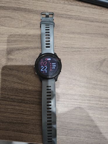 необычные часы: Спорттук сааттар саат, Garmin, GPS, Альтиметр, Барометр, Суу өткөрбөөчү, Асыл нуска, Башка түзүлүштөр менен сихрондоштуруу, Эркектердики, Колдонулган