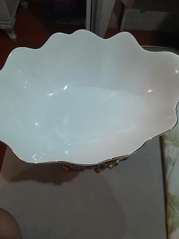 Süfrə aksesuarları: Lüks dekorativ ayaqlı meyvə/qənnadı qabı - Material: keramik/porcelan — 3