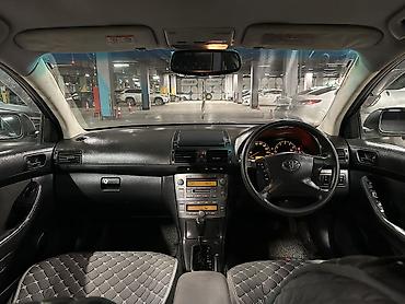 Toyota: Toyota Avensis: 2004 г., 2 л, Автомат, Бензин, Седан — 6