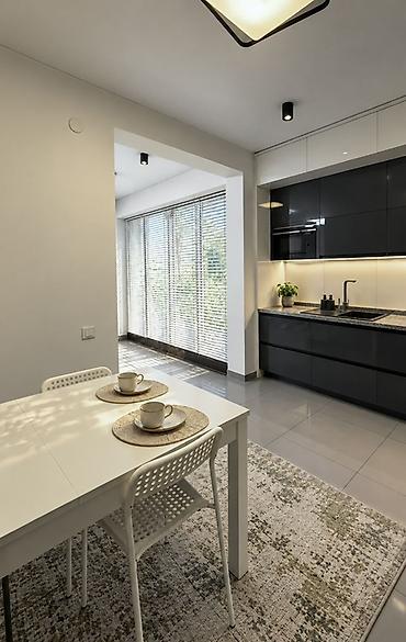 Продажа коттеджей и домов: 5 комнат, 96 м², 7 соток, Бишкек, Собственник — 16