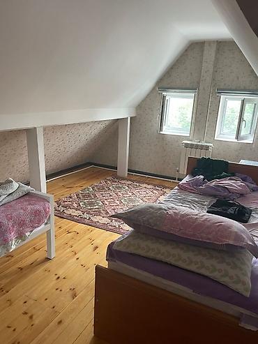 osh hostel: 🏡 Zana Hostel — твой уютный уголок в самом сердце Бишкека! 🕌 В двух — 7