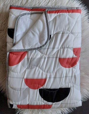 Ćebad i pokrivači: Štep deke-140*200
Materijal-pamučno platno,frotir — 6