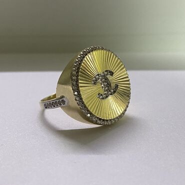 Украшения: Кольцо из желтого золото 585 пробы, вес 4.9 гр, размер 18., кольцо