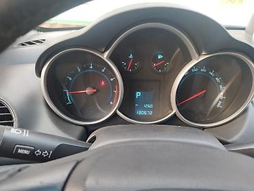 Chevrolet: Chevrolet Cruze: 2010 г., 1.8 л, Автомат, Бензин, Седан at lalafo.kg — 12 Chevrolet: Chevrolet Cruze: 2010 г., 1.8 л, Автомат, Бензин, Седан — 12