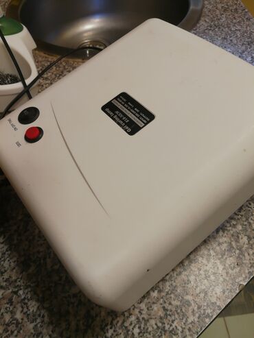 UV i LED lampe za nokte: Lampa za nokte Gelcuring profi. Ispravna
 Mirjevo — 8