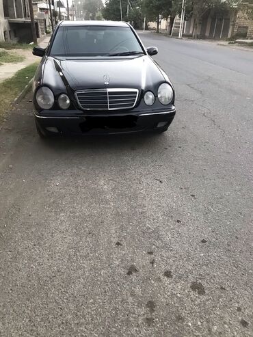 mercedes şit: Mercedes-Benz 220: 2.2 l | 2001 il Sedan