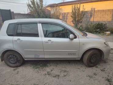 той машина: Mazda Demio: 2007 г., 1.3 л, Автоматические, Бензин, Хэтчбэк
