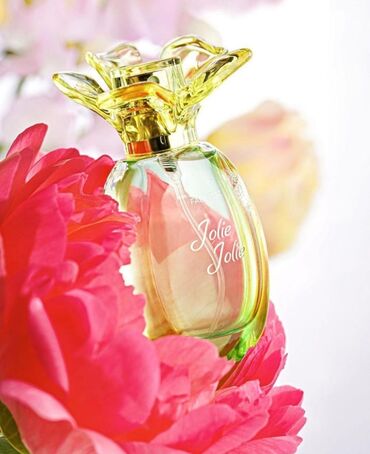 excite parfüm: Həcim : 50 ml Nəhəng, geniş bir dünyanın qarşısında kövrək bir qız
