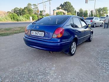 rd 1: Toyota Corolla: 1998 г., 1.6 л, Механика, Бензин, Хэтчбэк — 6