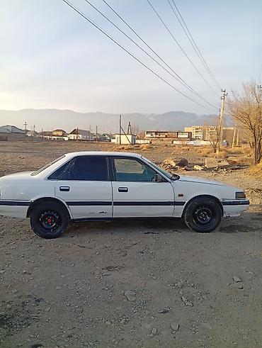 Mazda: Mazda 626: 1989 г., 2 л, Механика, Бензин, Седан — 5