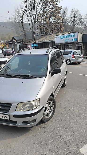 Hyundai Matrix: 2003 г., 1.6 л, Механика, Бензин, Минивэн