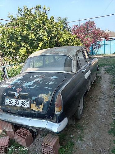 avtomobilin on şuşəsi: GAZ-21 “Volqa” klassik sedan - Korpus: 4 qapılı, xrom ön-arka — 3