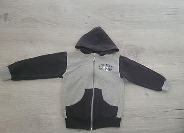 Taksi, logistika i dostava: Paket ocuvanih stvari za decaka vel 92. Cena paketa je 3000 din.Ne — 6