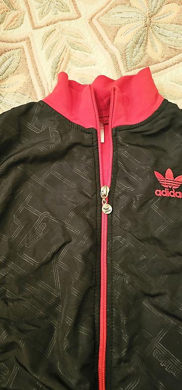 qirmizi paltar: Uşaq üçün 2 ədəd idman üstü (fermuarlı sviter/jaket) dəsti 1) Qırmızı — 3