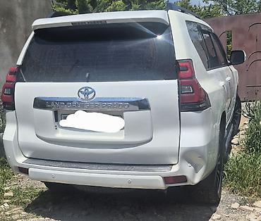 prado sukan: İcarə ən azı 2 günə verilir. Toyota Land Cruiser Prado, ağ rəng, tam — 4