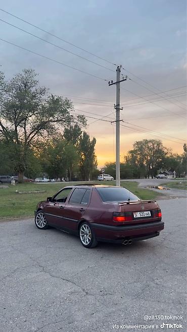 Volkswagen: Volkswagen Vento: 1994 г., Седан — 6