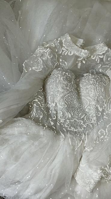 Личные вещи: Свадебное платье, С корсетом, Фатин, Пышное, Кружево, Б/у — 2