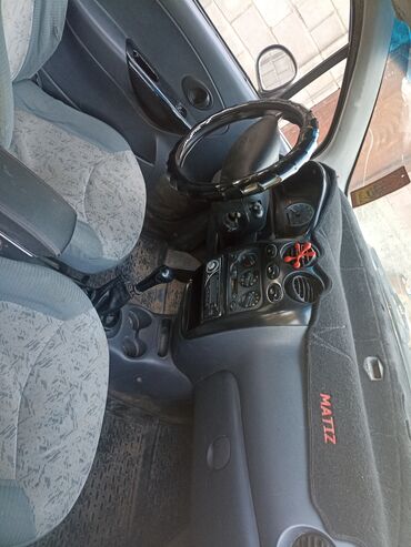 арзан авто машина: Автомобиль Daewoo Matiz с чистым и ухоженным салоном. Салон выполнен в