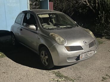 автомобил жаз: Nissan Март: 2002 г., 1.3 л, Механика, Бензин, Купе