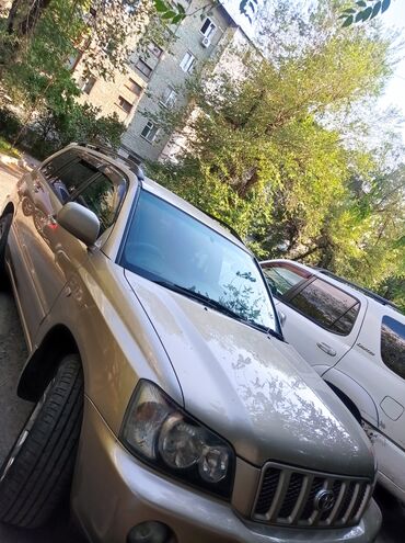 corolla runx: Toyota Kluger: 2001 г., 2.4 л, Автомат, Бензин
