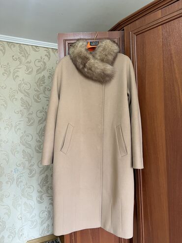 Пальто: Продаю пальто! Турция 🇹🇷 Loreta Размер 40 Воротник съемный Имеется