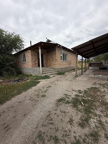 Продажа коттеджей и домов: 5 комнат, 100 м², 11 соток, Бишкек, Риэлтор — 12