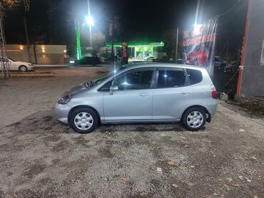 Honda: Honda Fit: 2002 г., 1.3 л, Вариатор, Бензин, Хэтчбэк