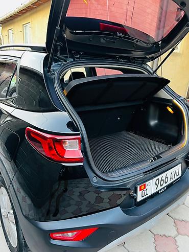 stonic: Kia Stonic: 2019 г., 1.4 л, Автомат, Бензин, Кроссовер — 4