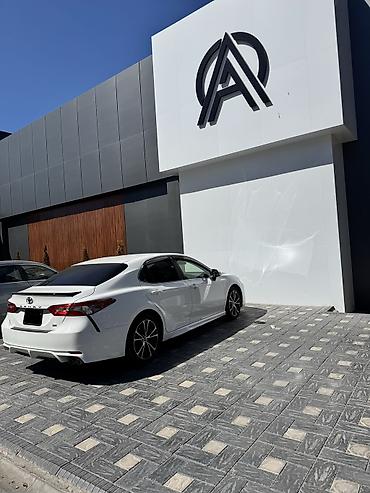 tools: Toyota Camry: 2018 г., Автомат, Бензин, Седан — 2