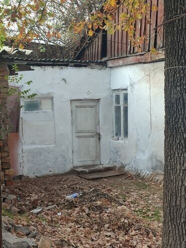 сдам полдома на длительный срок: 60 кв. м, 2 бөлмө, Жертөлө, ороо, Забор, тосулган