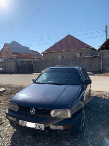 Volkswagen: Volkswagen Golf: 1997 г., 1.6 л, Механика, Бензин, Хэтчбэк