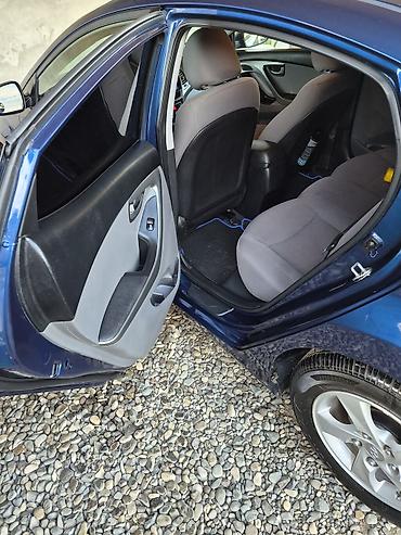 sonata yan guzgu: Hyundai Elantra: 1.8 l | 2016 il Sedan — 8