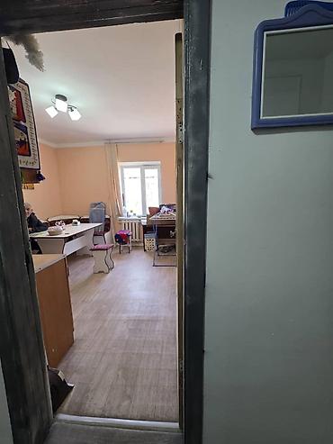Батирлер: 1 бөлмө, 36 м², 3 кабат, Косметикалык оңдоо — 3