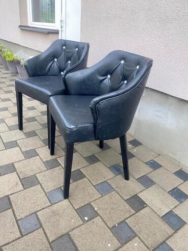 Stolice: Stolice i fotelje Radimo po porudzbini Boju birate Isporuka na adresi — 12