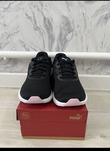 Кроссовки и спортивная обувь: Мужские кроссовки, 41, Puma, Новый, цвет - Черный, Самовывоз