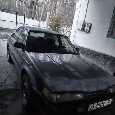 Транспорт: Mazda 626: 1993 г., 1.8 л, Механика, Бензин