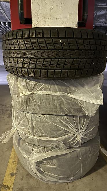 Шины 275 / 50 / R 21, Зима, Б/у, Комплект, Легковые, Япония, Dunlop