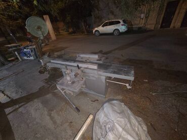 Mismarlar, şuruplar: Dezgahlar satilir tek tekde isdiyen olsa elaqe saxlaya biler